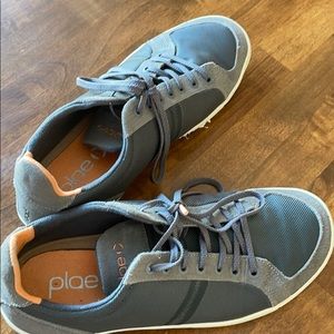 Great pair of Plae Prospect Dragon Scales sneaker